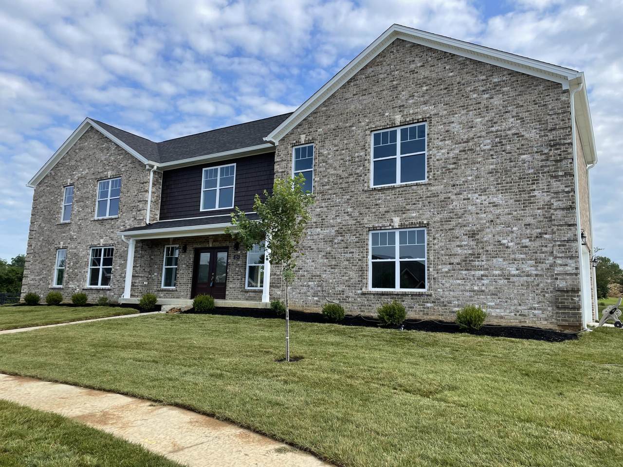 124 Portsmouth Lane - Photo 1