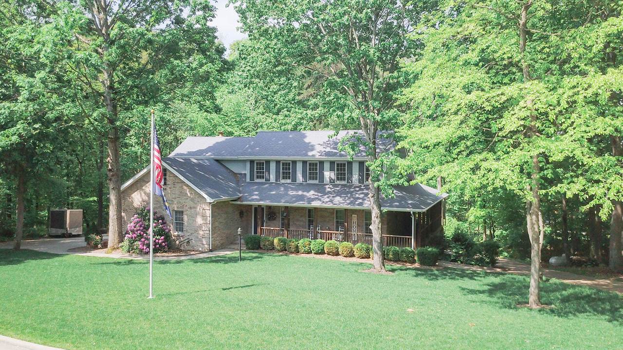 233 Richwood Drive - Photo 1