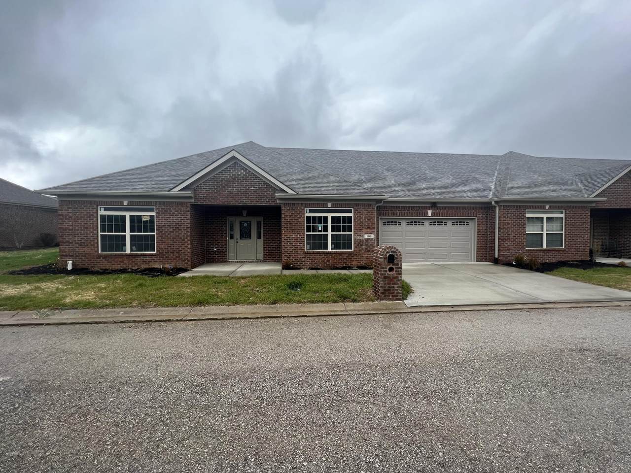 108 Woods Way Way - Photo 1