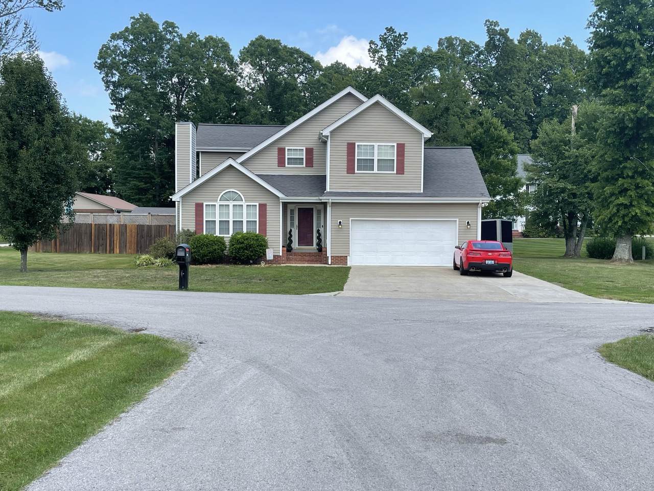 418 Huckleberry Lane - Photo 1