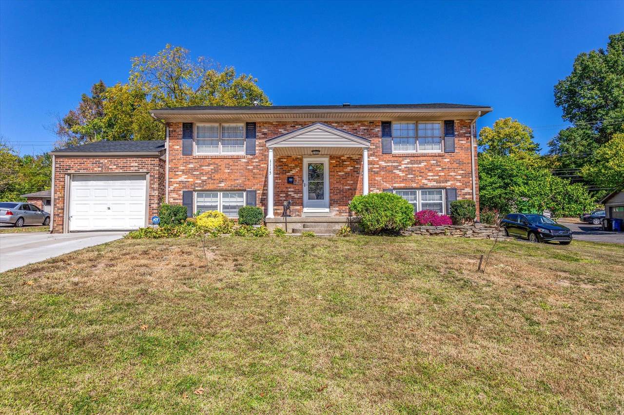 1115 Gainesway Drive - Photo 1