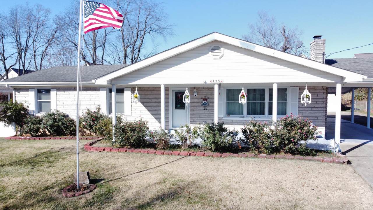 125 Dogwood Drive - Photo 1
