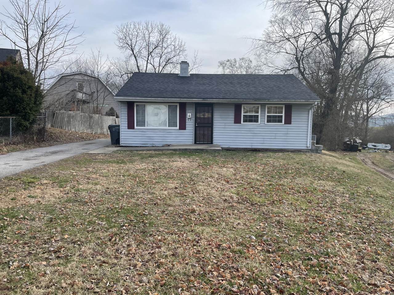 662 Gay Place - Photo 1