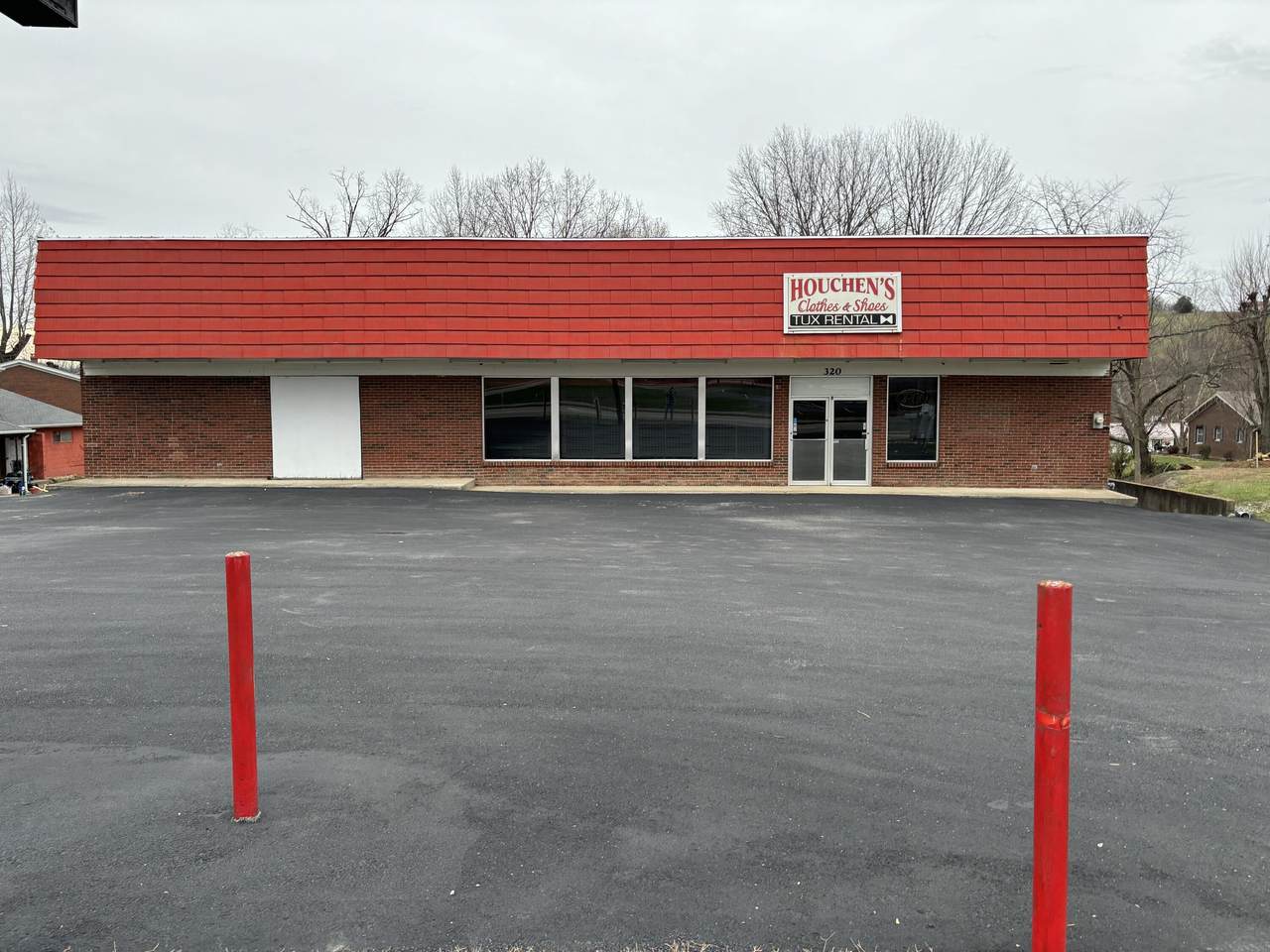 320 Ridgeway Avenue - Photo 1