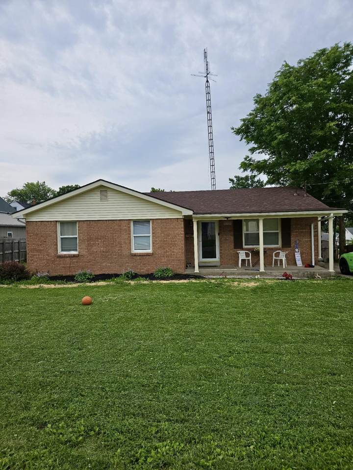 608 Claybrook Avenue - Photo 1