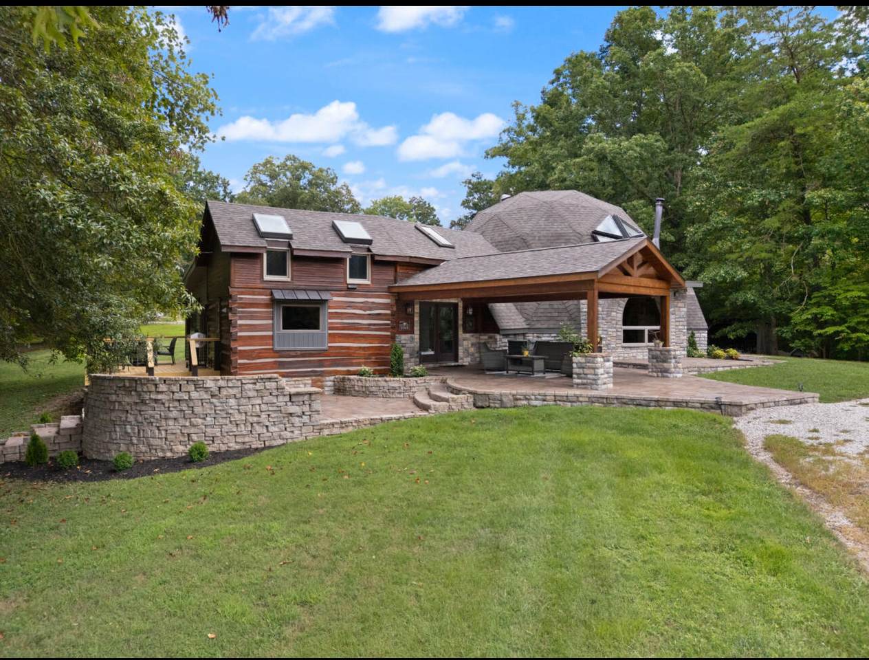 1040 Hargett Road - Photo 1