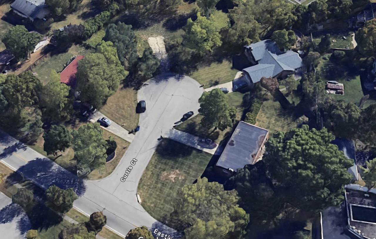 1805 Curtis Court - Photo 1