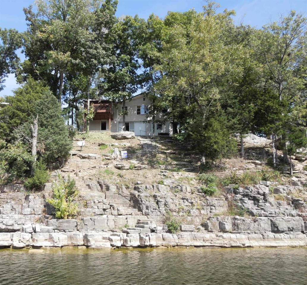 340 Lakeview Point - Photo 1