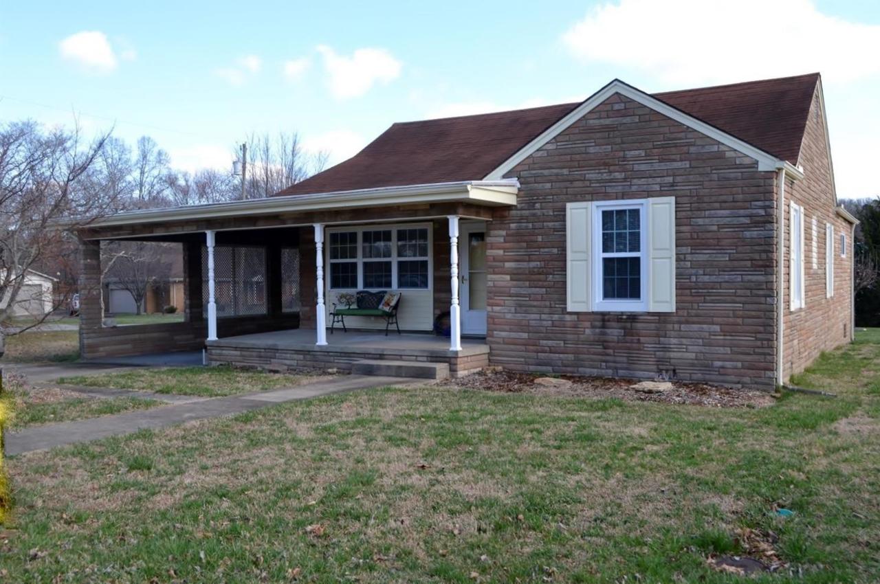 300 Gloucester Avenue - Photo 1