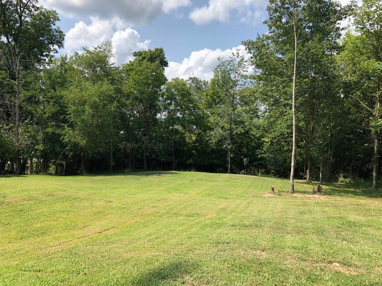14 Hunter Dr - Photo 1