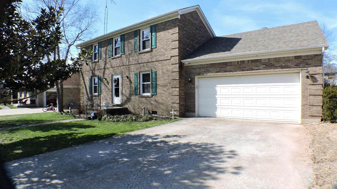 241 Vicksburg Drive - Photo 1