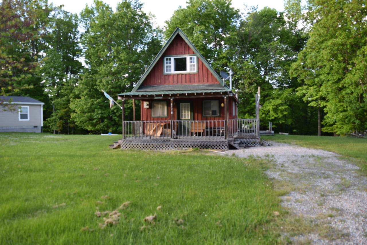 478 Twin Oaks Road - Photo 1