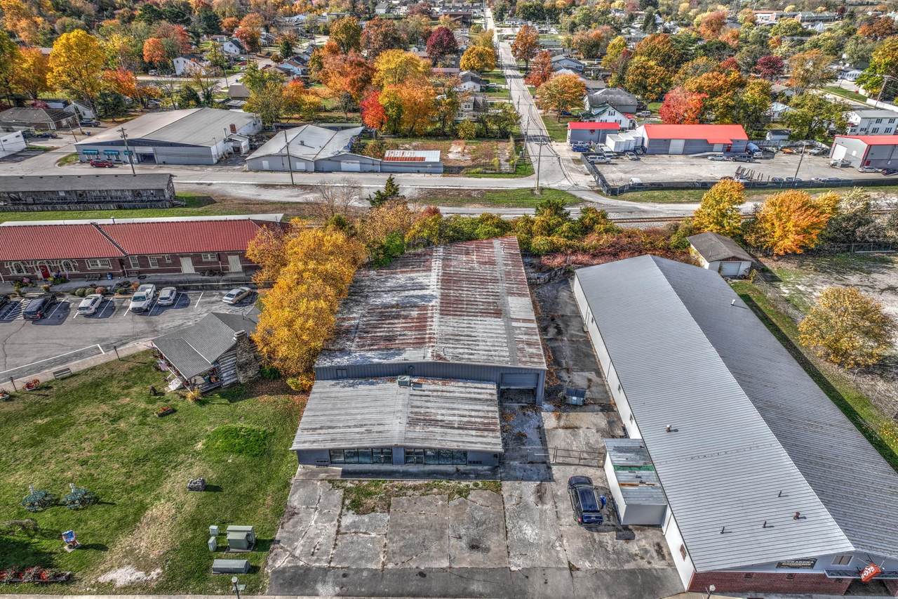 207 Broadway Street - Photo 1