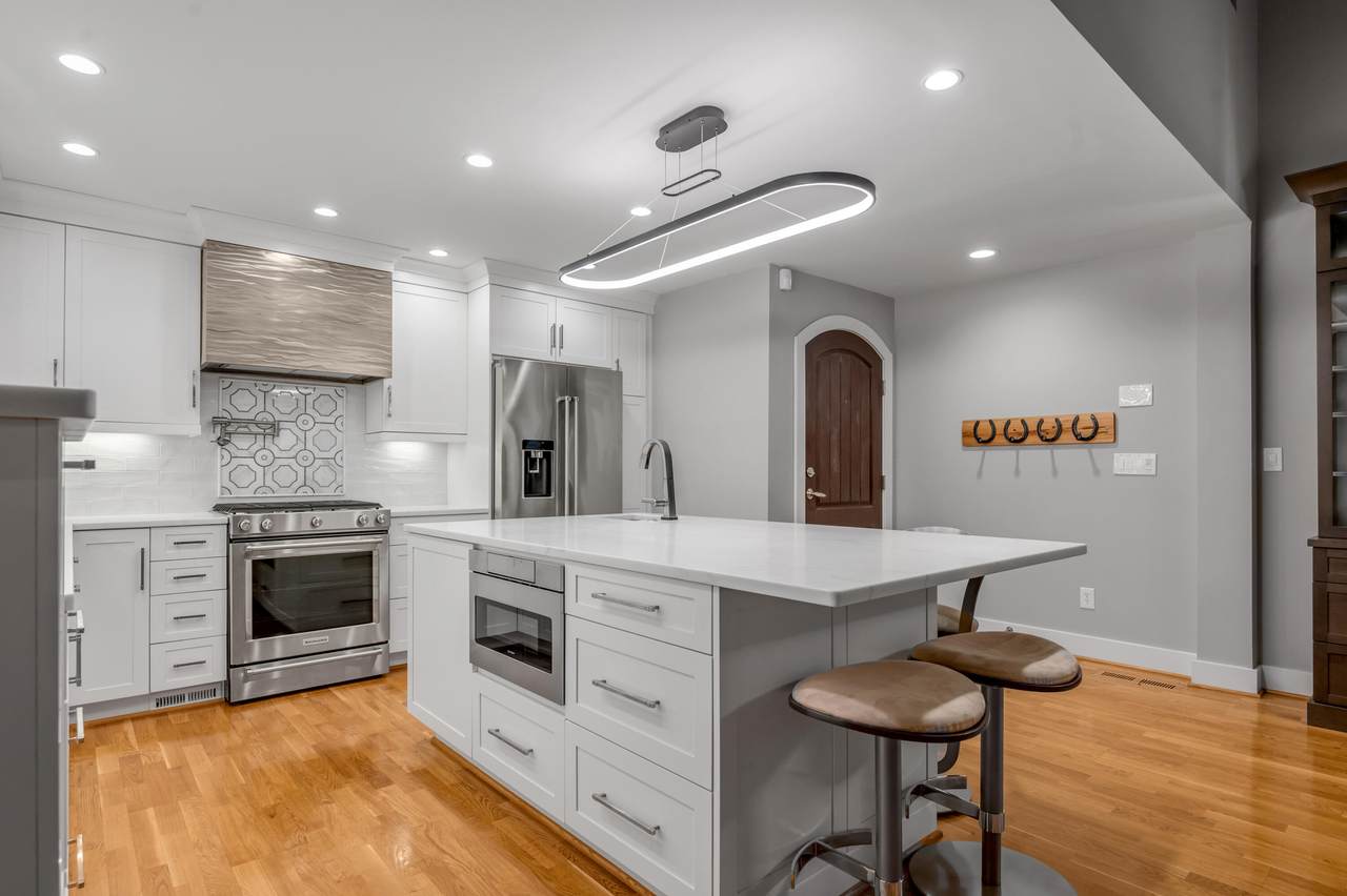 514 Short Street - Photo 1