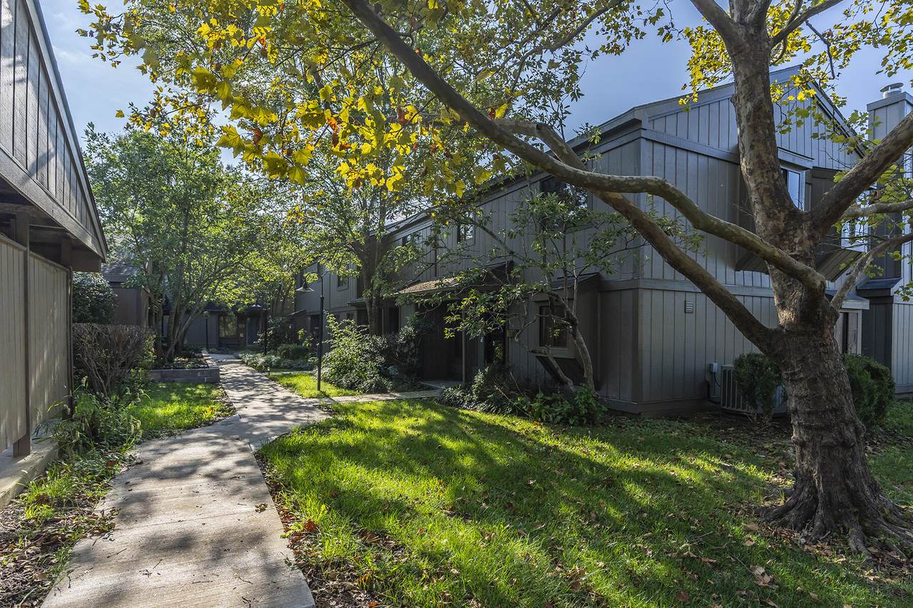 500 Laketower Drive - Photo 1