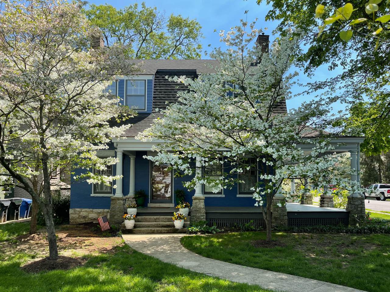 136 Forest Avenue - Photo 1