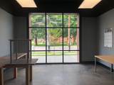 1021 Limestone - Photo 2
