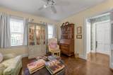 110-112 Hanover Avenue - Photo 16