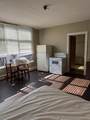 202 College Street - Photo 18