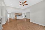 370 Persimmon Way - Photo 12