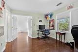 1648 Crossen Way - Photo 18