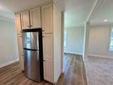 271 W Walnut Street - Photo 4