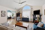 237 Churchill - Photo 8