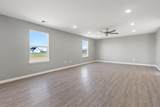 2240 Candy Apple Lane - Photo 34