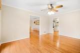 9007 Seaton Springs Parkway - Photo 9