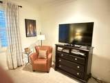 932 Village Green Avenue - Photo 10
