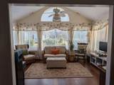 216 Windsor Way - Photo 4