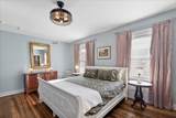 221 Woodford Street - Photo 39