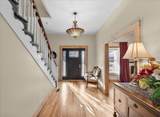 221 Woodford Street - Photo 6