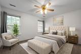 1560 Lindy Lane - Photo 19