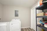 3208 Mirror Lake Drive - Photo 33