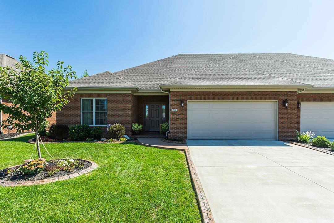 202 Clairmont Drive - Photo 1
