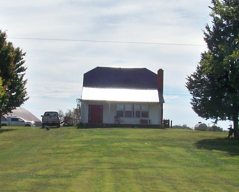 352 Sharpsburg Road - Photo 1