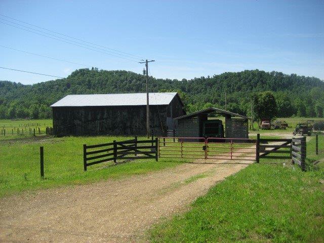 7903 Highway 460 - Photo 1