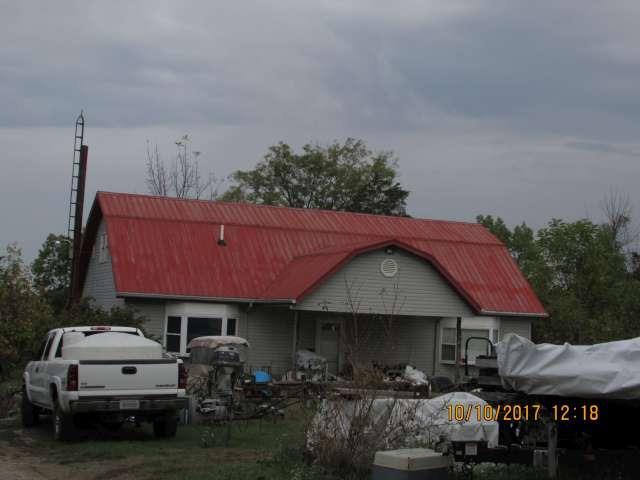 596 Plummer Road - Photo 1