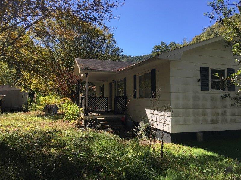 43 Reva Saylor Lane - Photo 1