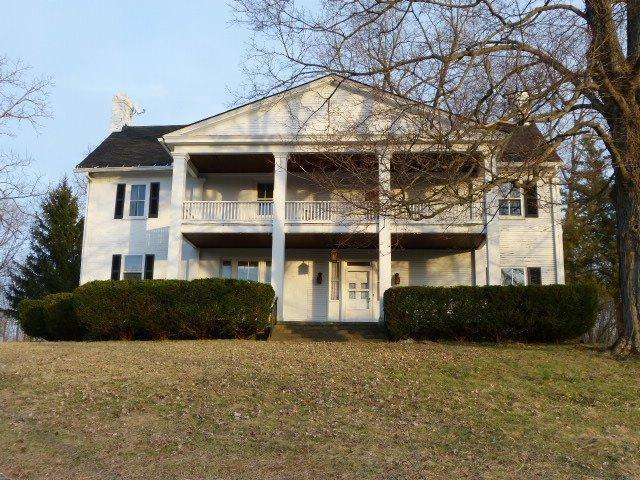 4090 Lexington Road - Photo 1