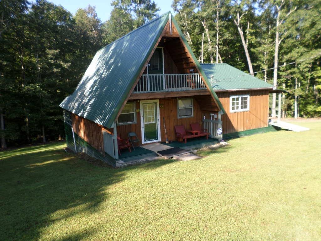 77 Hickory Lane - Photo 1
