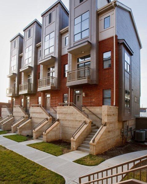 580 Bolivar Court - Photo 1