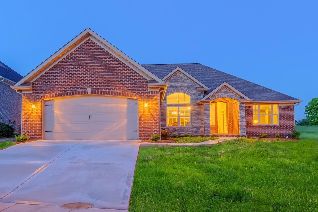 102 Clubhouse Drive - Photo 1