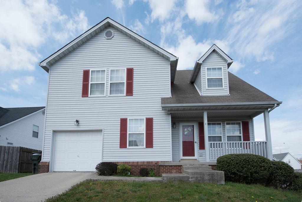 105 Mayflower Court - Photo 1