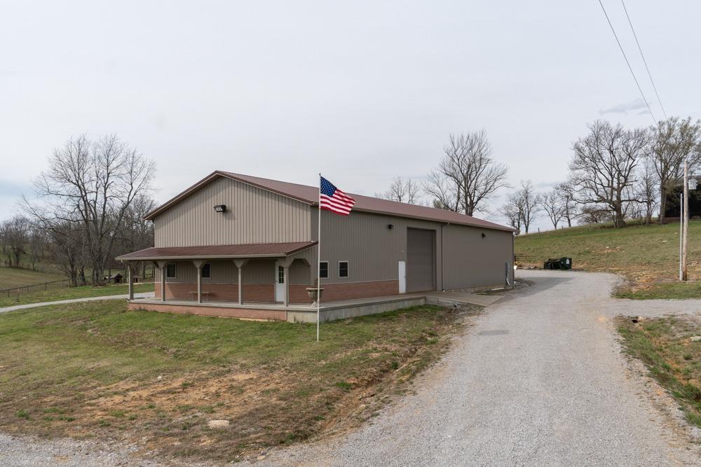 8920 Hwy 62 W - Photo 1
