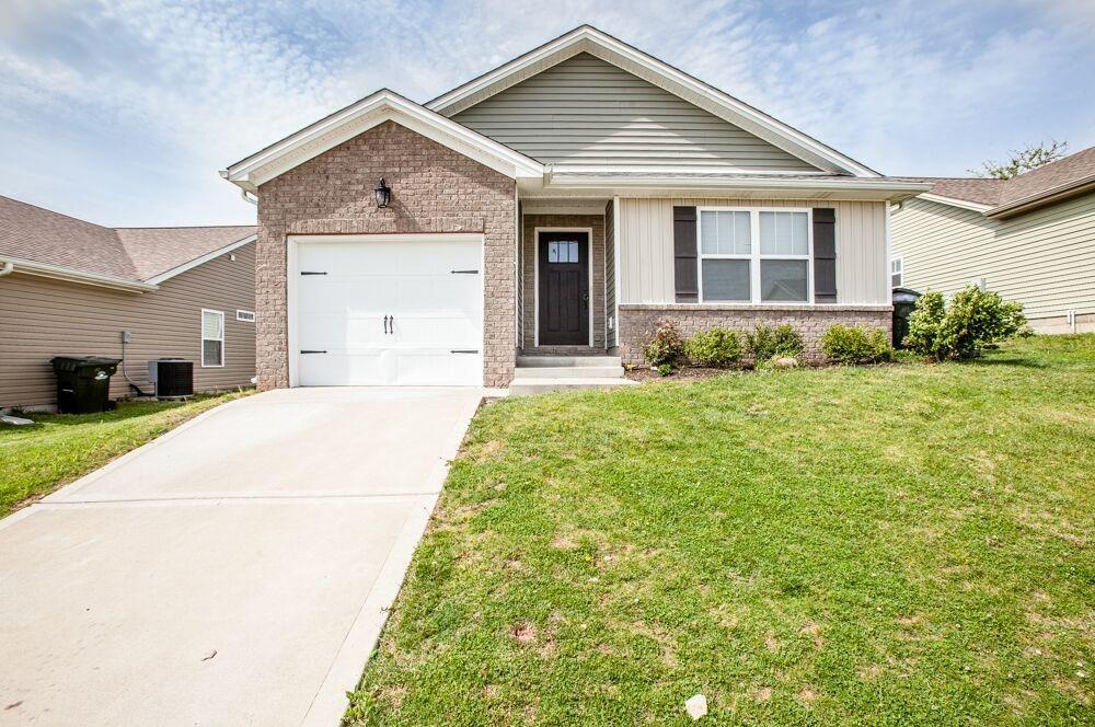 105 Minuteman Drive - Photo 1