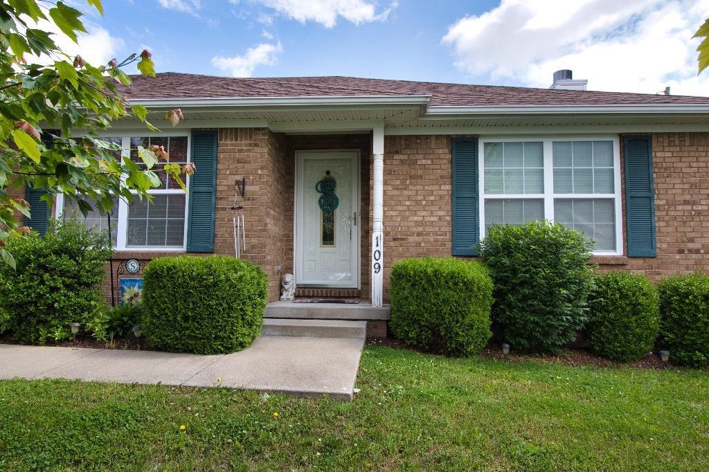 109 Preston Place - Photo 1