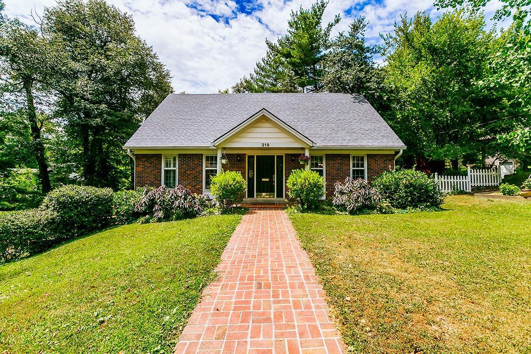319 Forest Street - Photo 1