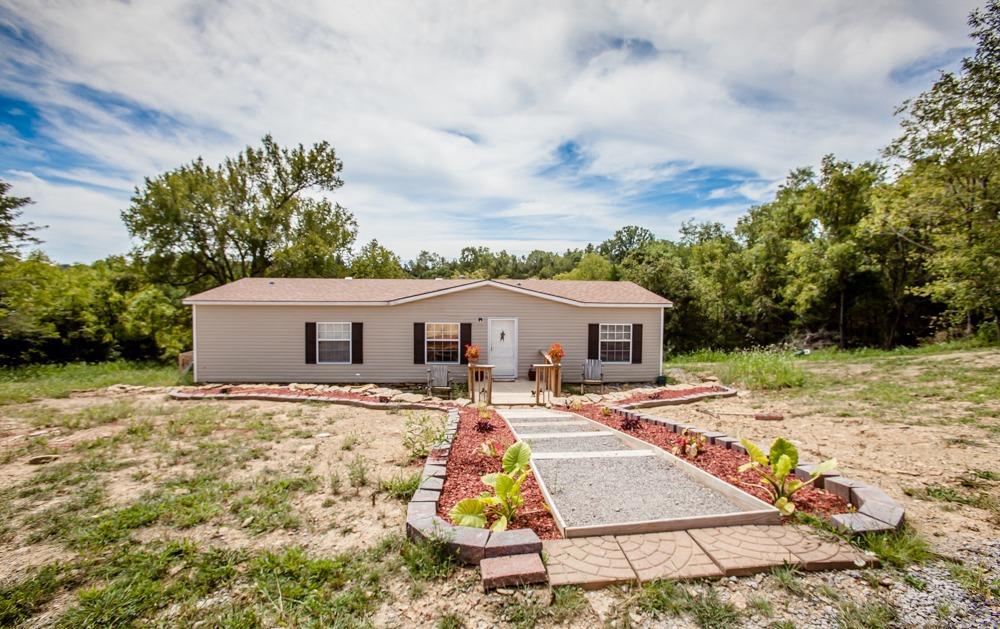 104 Red Bud Lane - Photo 1